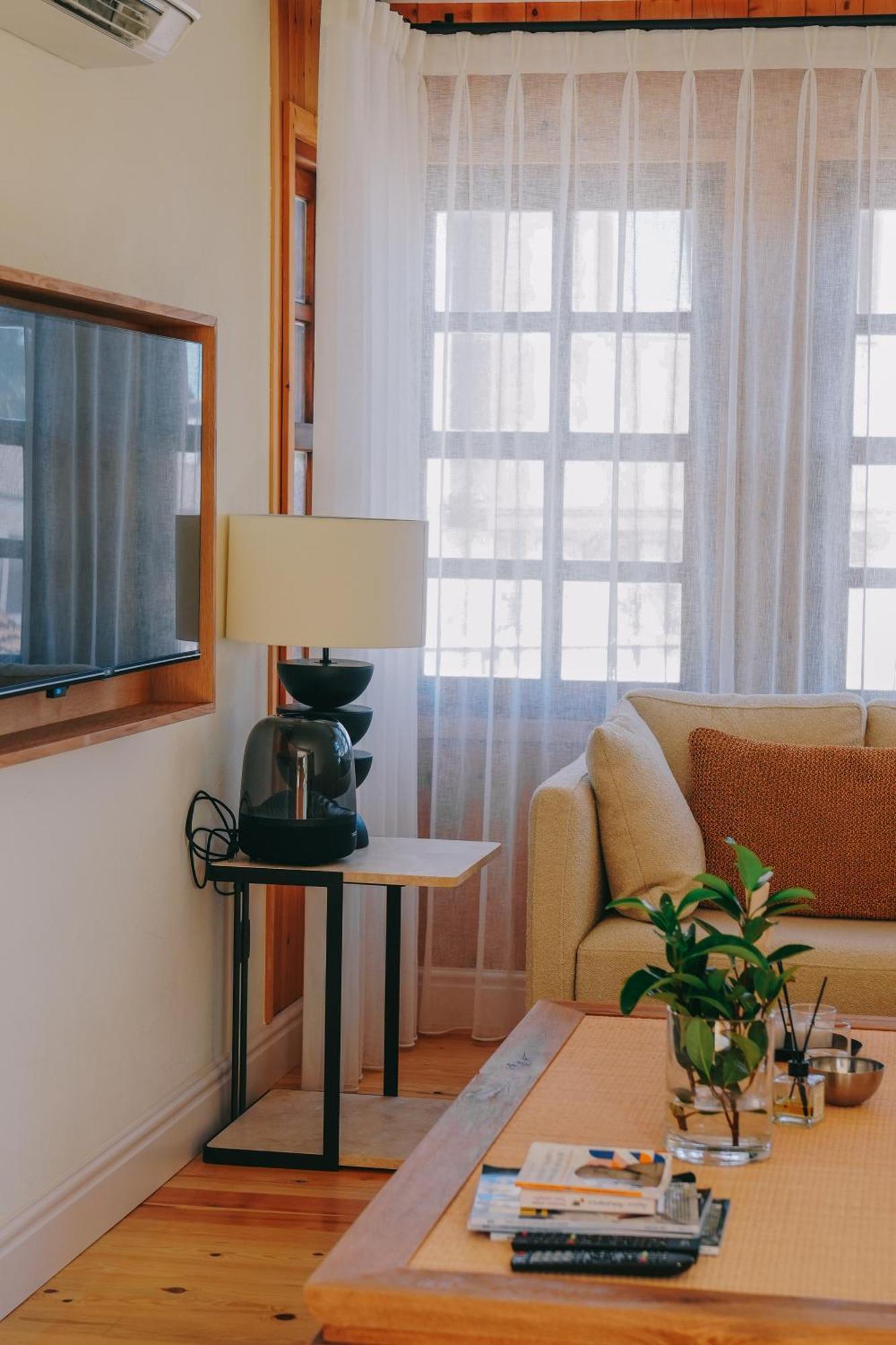6 By Azumare Hotel