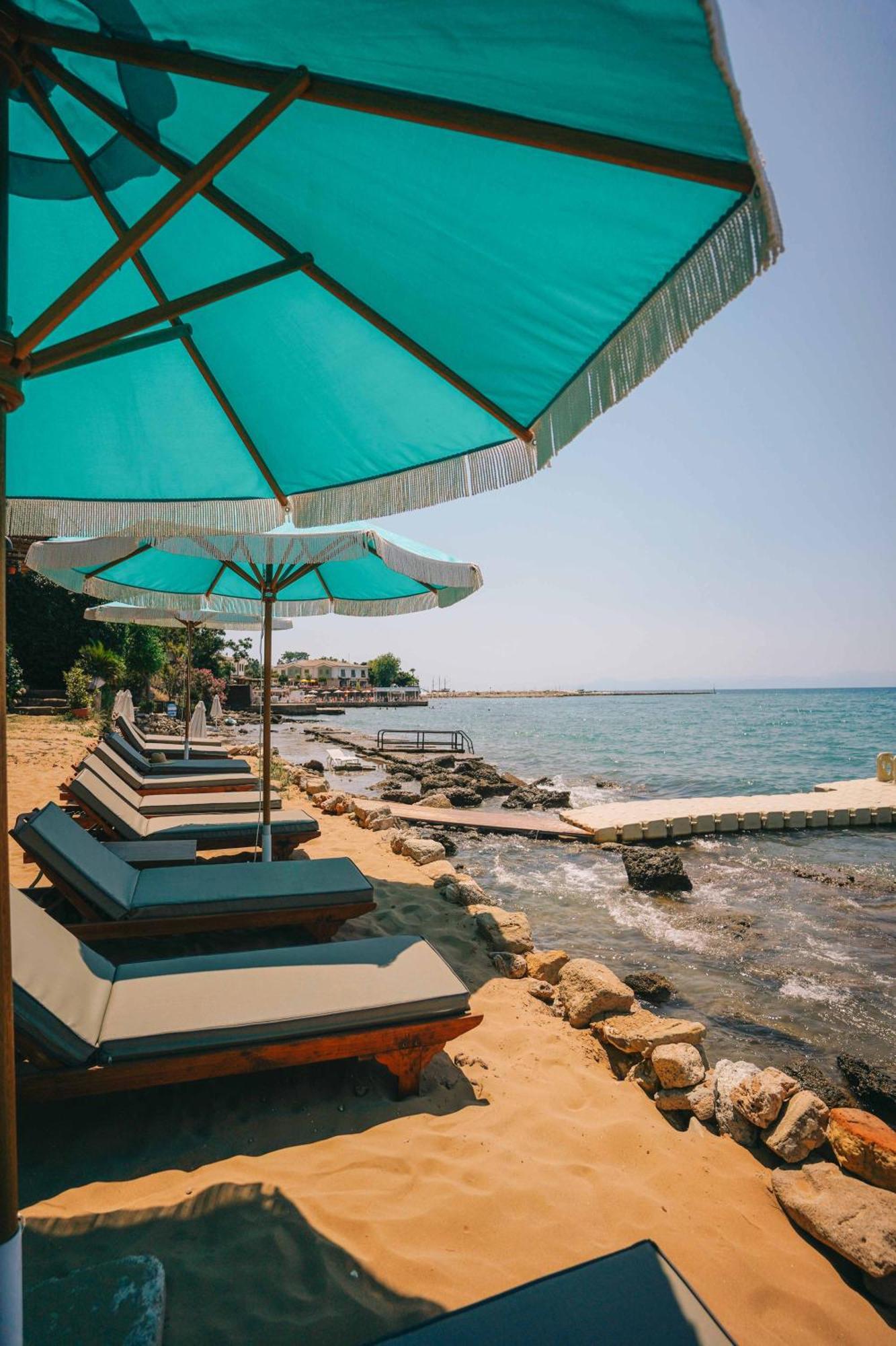6 By Azumare Hotel