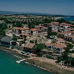 6 Rooms By Azumare